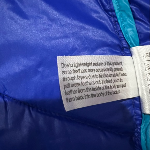 Calvin Klein Packable Puffer Jacket Vibrant Blue Size S - Picture 9 of 10